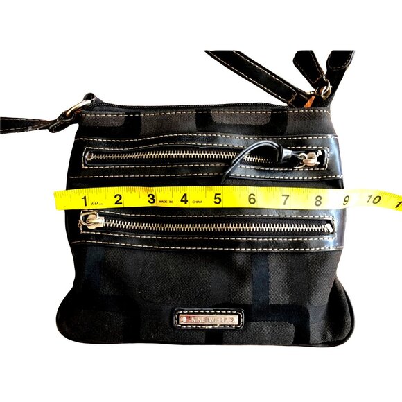 NINE WEST -BLACK CROSSBODY BAG2 Zip Pockets outside & 1 Inside. - Picture 8 of 10